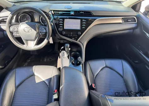 2018 Toyota Camry L из США, поврежденный, VIN 4T1B11HK3JU583087